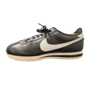 Nike Cortez Men's Size 10 Black and White Sneakers